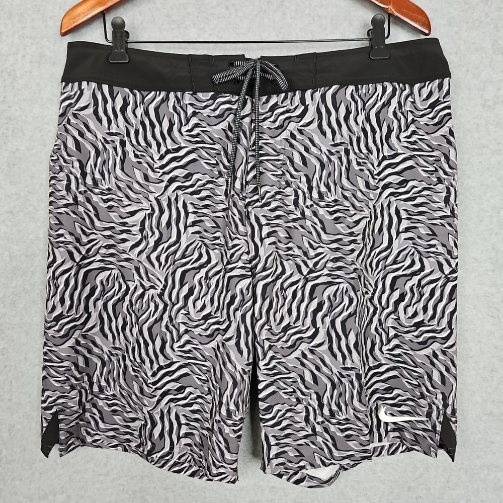 Nike 9" Volley Swim Shorts Trunks Beach Wild Packable NESSC518 Men's Size 36
